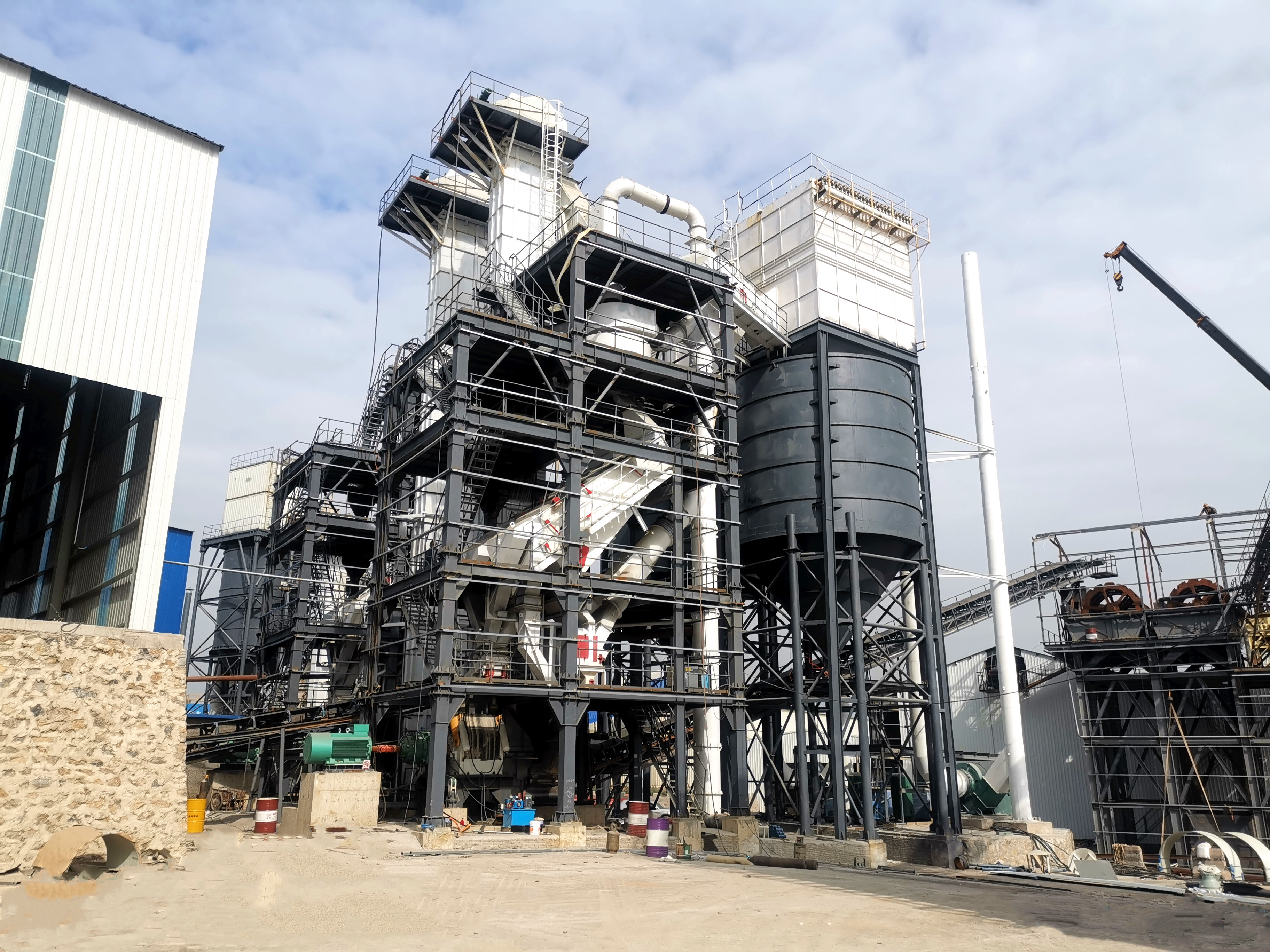 干法制砂樓：砂石產業(yè)的革新引擎與建筑工程的幕后功臣